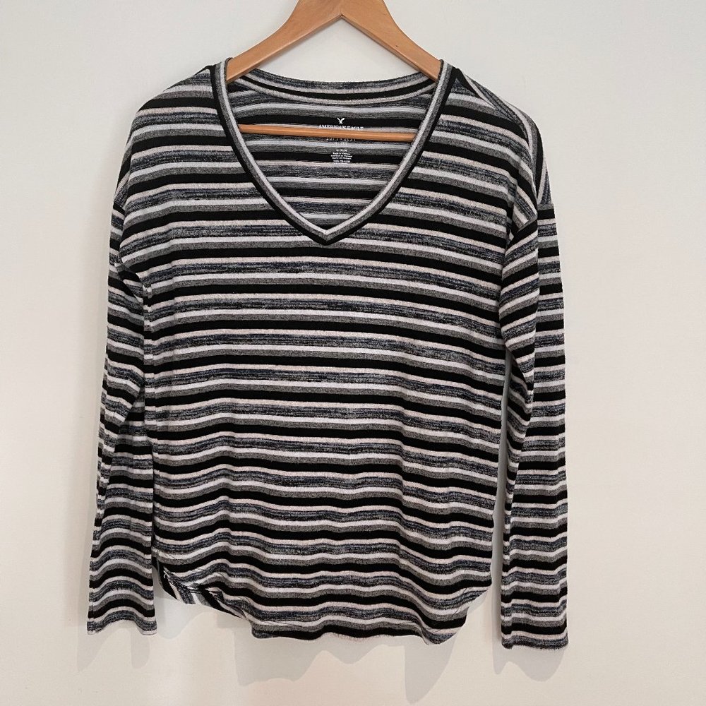 American Eagle Women Striped Soft Sexy Long Sleeve V Neck T Shirt Top Size M
